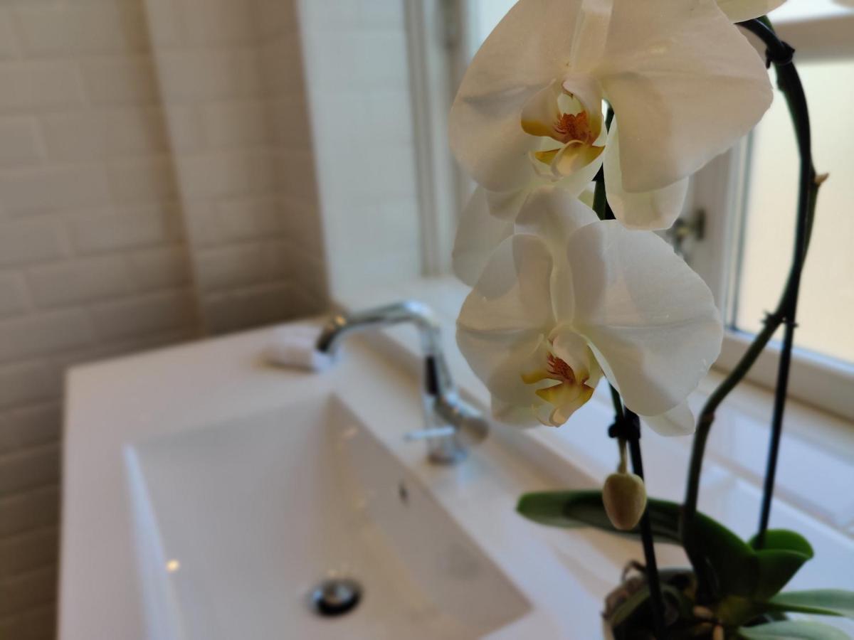 The Old Mill - By The Lake - 2 Bedroom Apartment ครัวซู ภายนอก รูปภาพ