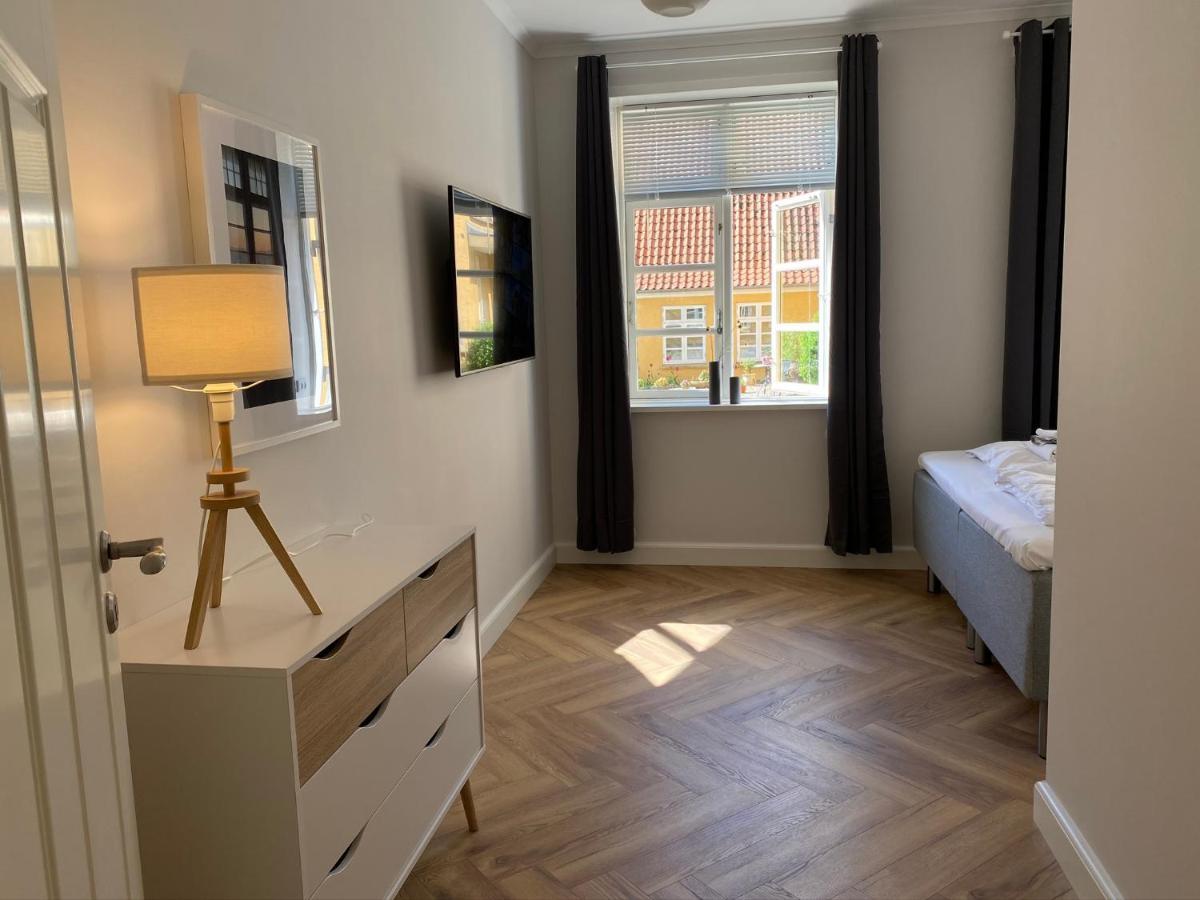The Old Mill - By The Lake - 2 Bedroom Apartment ครัวซู ภายนอก รูปภาพ
